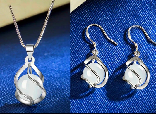 Moonstone Swirl Pendant and Earrings 925 Sterling Silver Chain