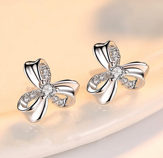 925 Sterling Silver 3 Leaf Clover CZ Gems Stud Earrings