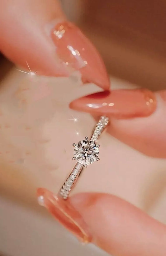 Silver Claw Crystal Shine Adjustable Ring