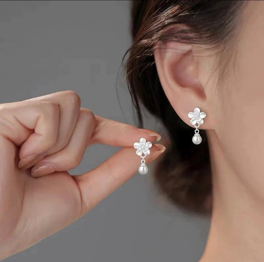 925 Sterling Silver Flower Pearl earrings