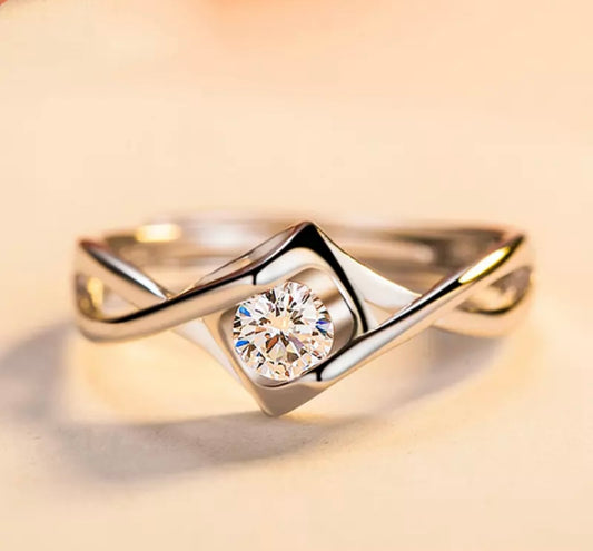 Silver Heart Twisted Stone Adjustable Ring