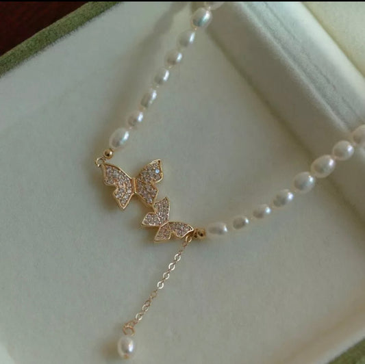 Butterfly Pearls Necklace Pendant Silver