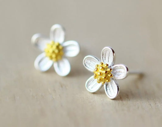 Silver Beautiful Flower Stud Earrings