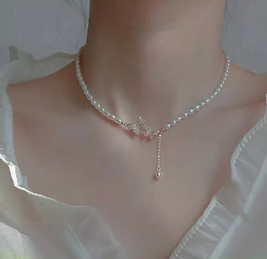 Butterfly Pearls Necklace Pendant Silver