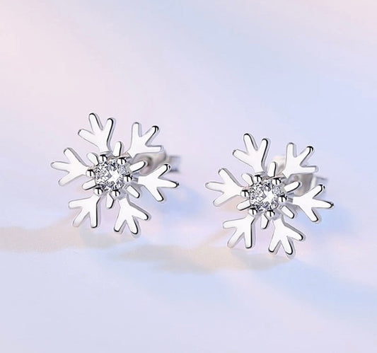925 Sterling Silver CZ Gemstone Snowflake Flower Stud Earrings